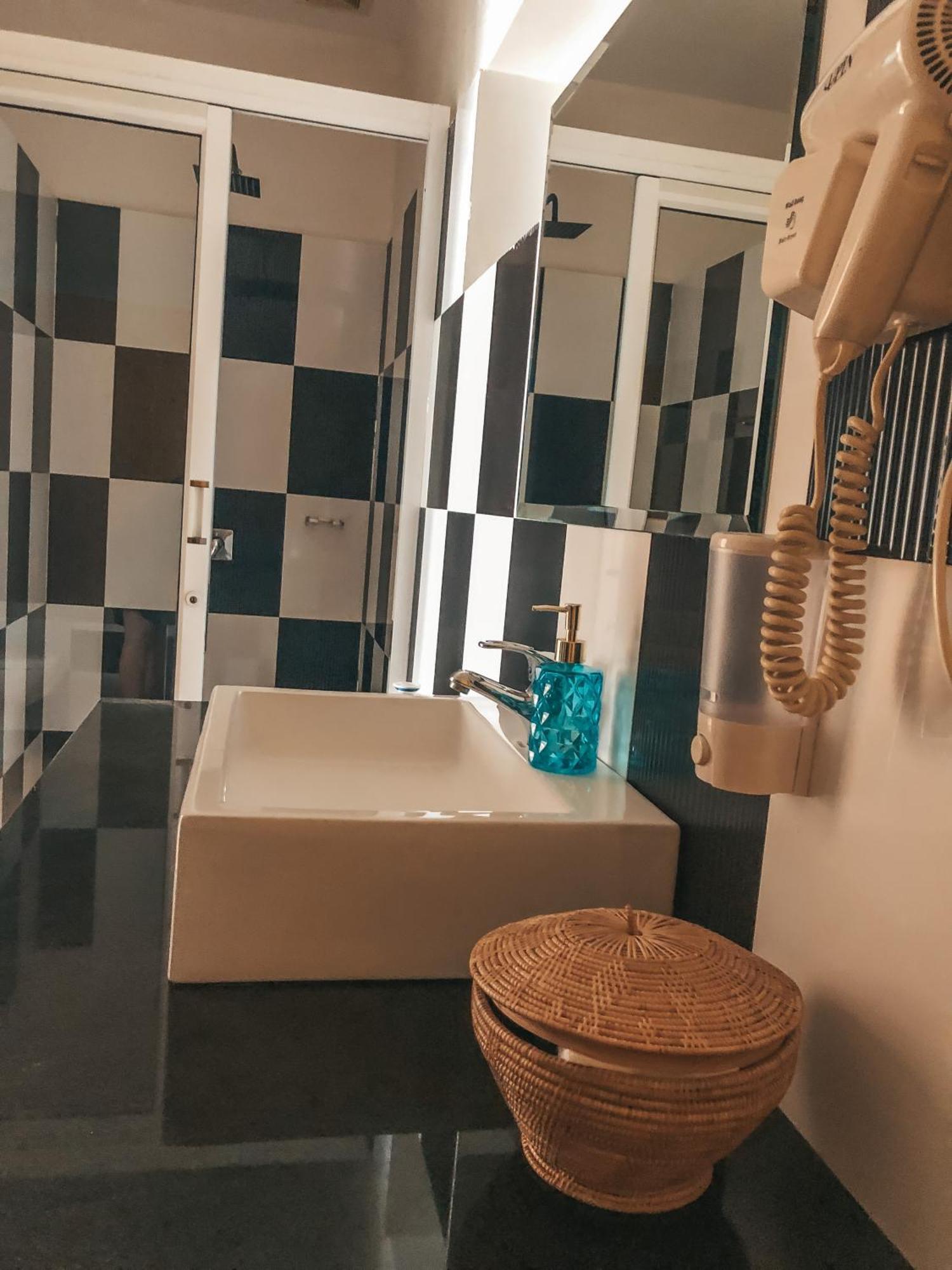 Hotel The Bygone Siem Reap Zewnętrze zdjęcie